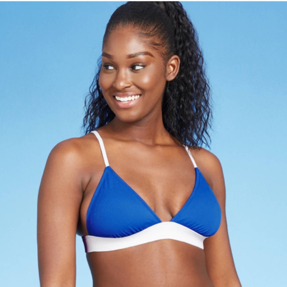 NWT Target Juniors' Triangle Bikini Top